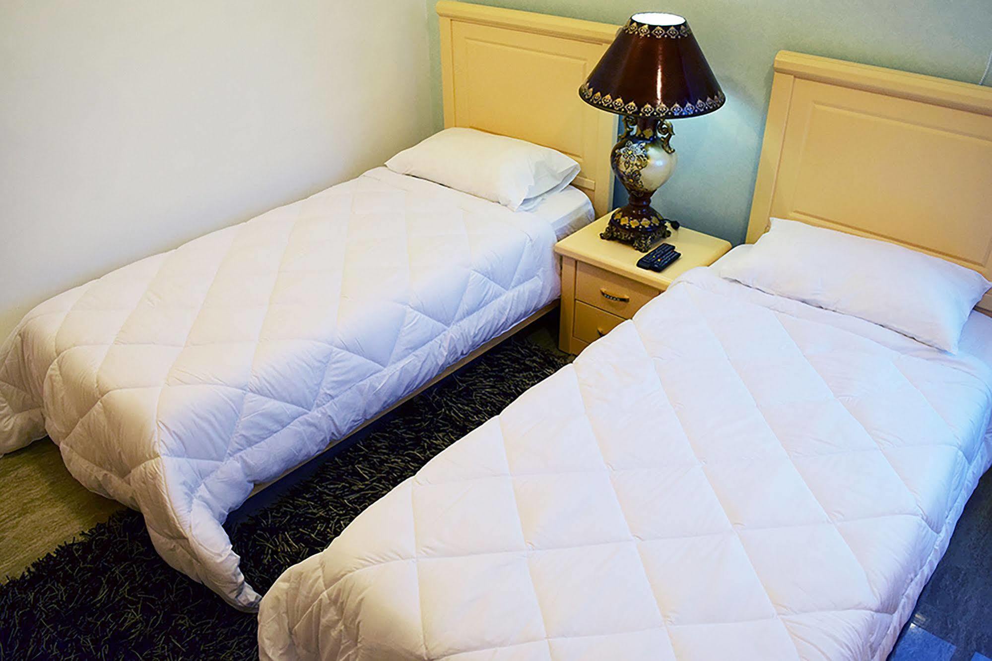 Leaders Plaza Salmiya Aparthotel Кувейт Екстериор снимка