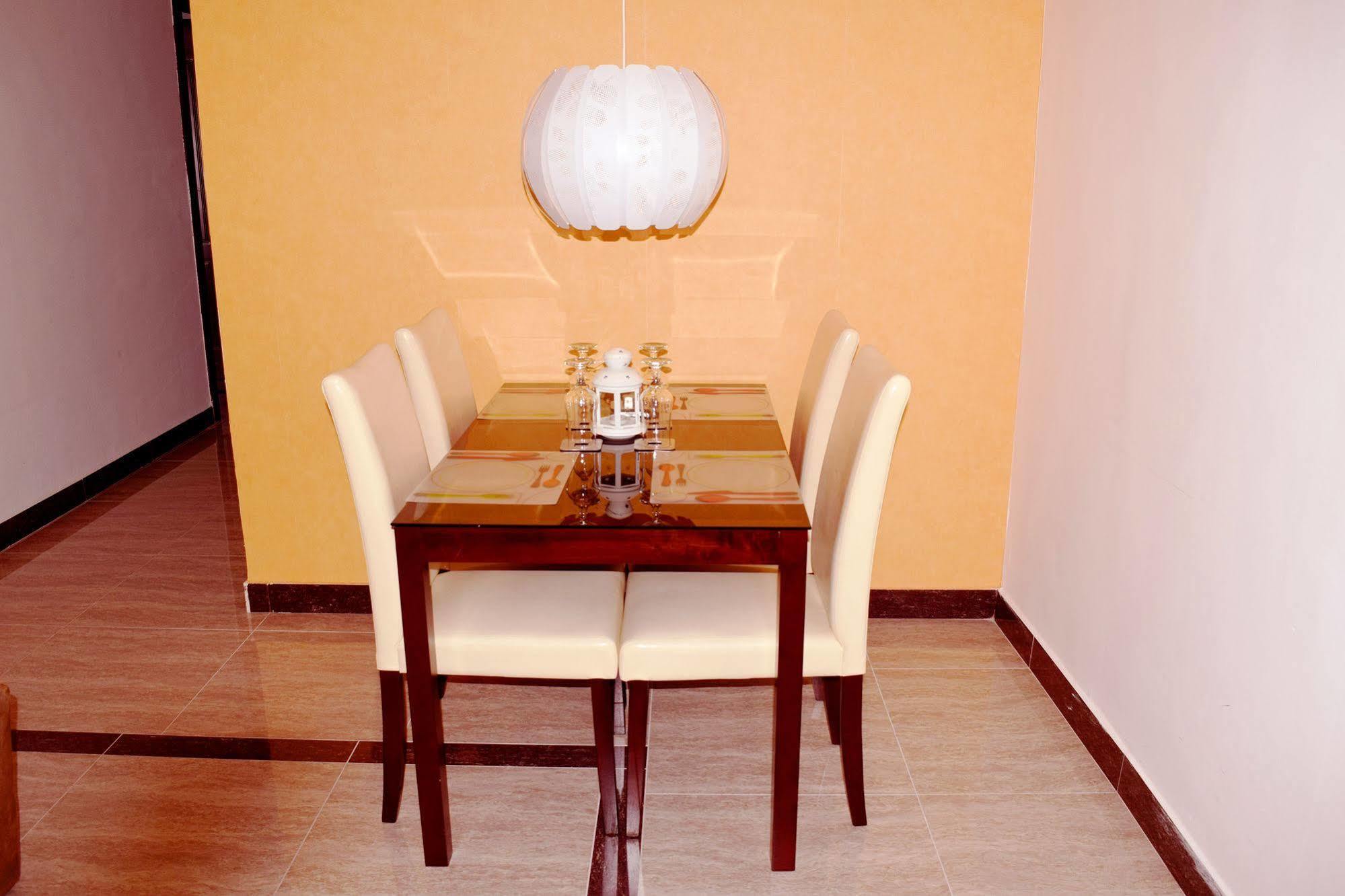 Leaders Plaza Salmiya Aparthotel Кувейт Екстериор снимка