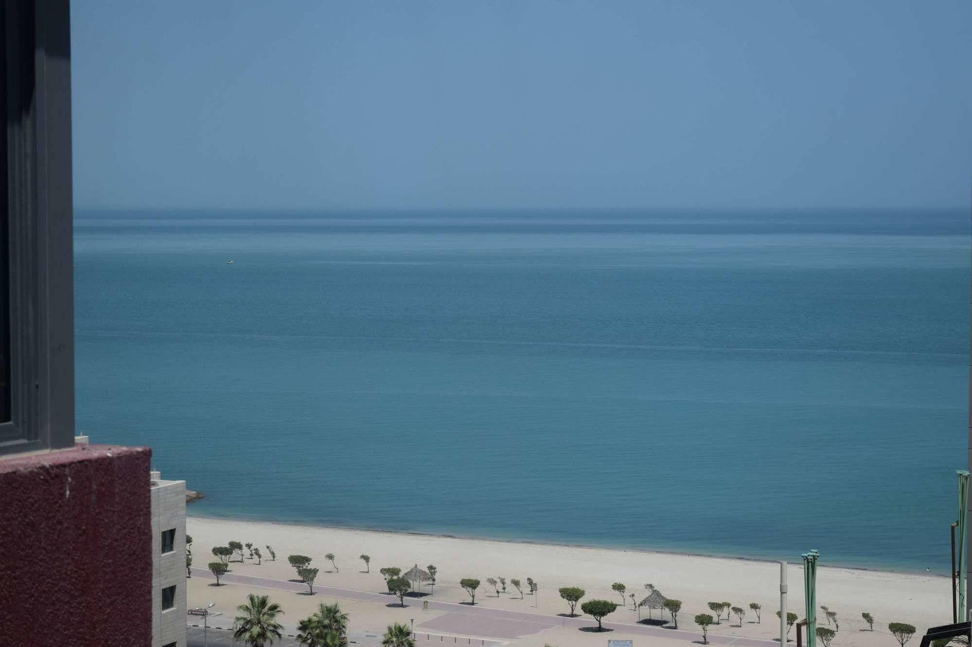 Leaders Plaza Salmiya Aparthotel Кувейт Екстериор снимка